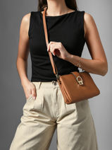 Sac Bandouli�re Equestre Cuir Etrier Beige equestre EEQT0143-vue-porte